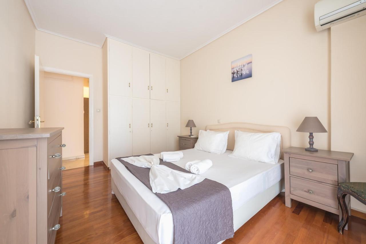 Lovely & Spacious 2-Bedroom Rental Unit In Glifada Athens Exterior photo